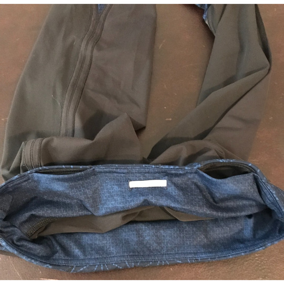 Lululemon Run Inspire Crop II Sashiko Black Fa14 Quilt 23 Leggings - Size 6 - Picture 7 of 11